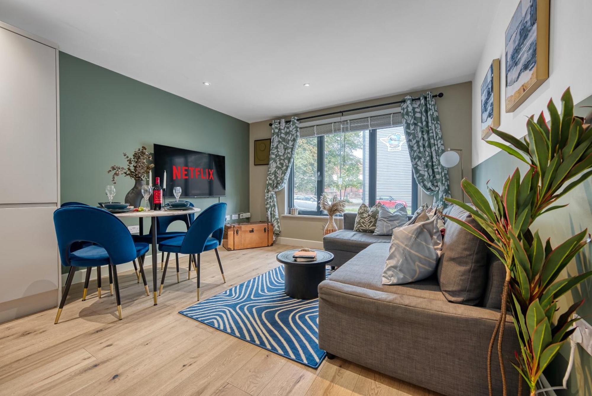 1 Bedroom Ocean Village Luxurious, Stylish & Cosy Apartment, Central Location In Southampton, Sleeps 4 - Summer Special Offer! - By Blue Puffin Stays Екстериор снимка
